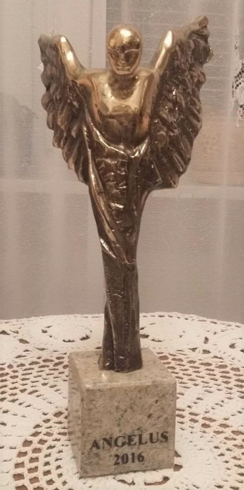 statuetka Angelus