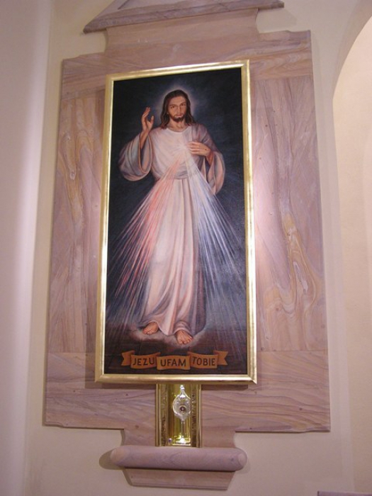 Obraz Miłosierdzia Bozego i relikiwiarz Faustyny